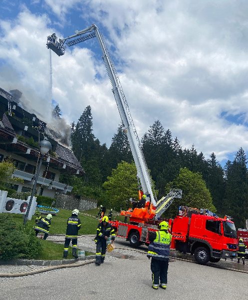 Dachstuhlbrand Faak (Bild 3)